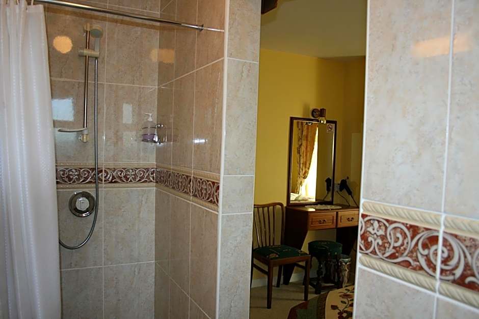 Villa Pio Accommodation Cong
