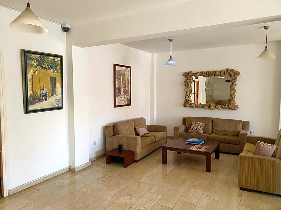 Florea Hotel Apartments