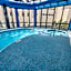 Oceanfront Views, Recently Renovated Kitchen,Pools