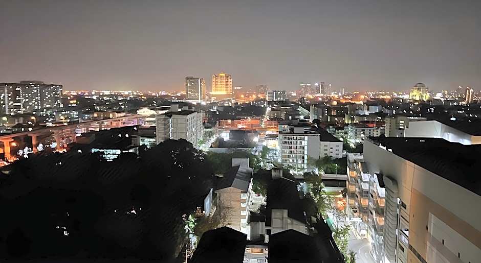Mall Suites Hotel