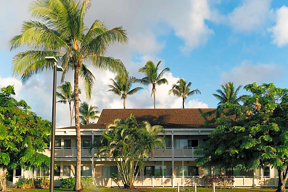 Plantation Hale Suites