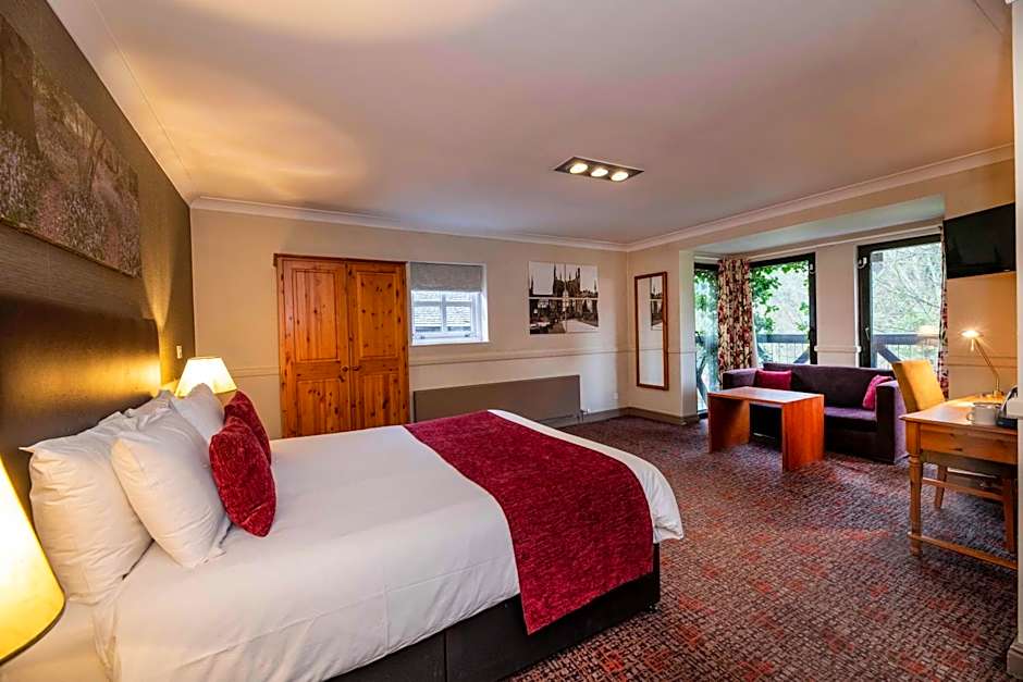 Old Mill by Chef & Brewer Collection