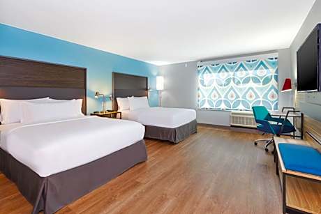 2 Queen Mobility Accessible Roll In Shower