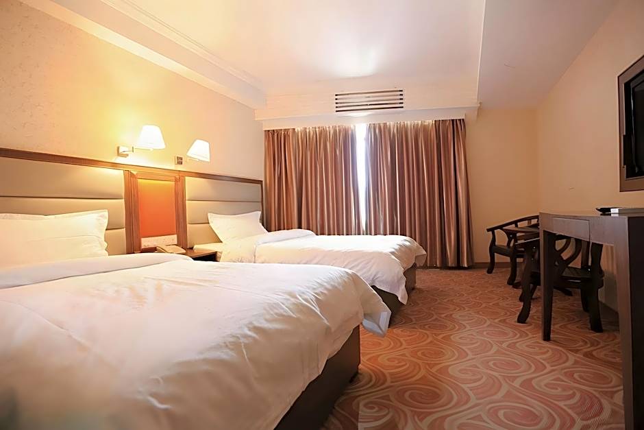Towns Well Hotel