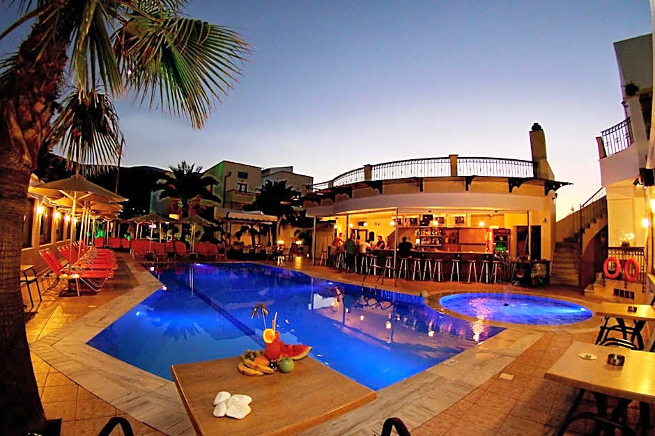 Bella Elena by Estia