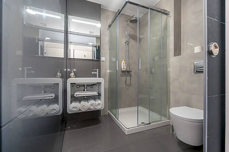 Ergosuites