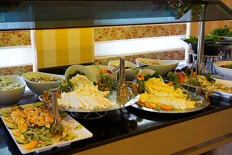 Alleria Belport Beach Hotel