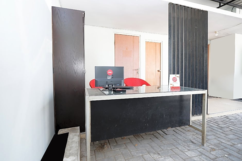 Hotel O Palebon Residence