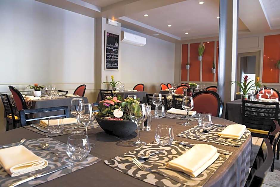 Logis Hotel Restaurant Azalees
