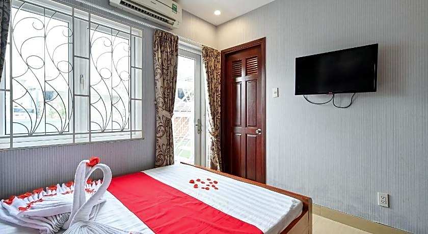 Quang Hoa Airport Hotel