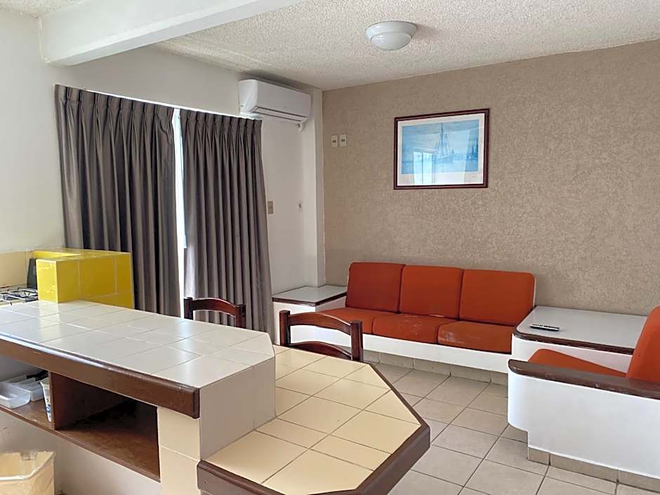 Hotel Suites Regina