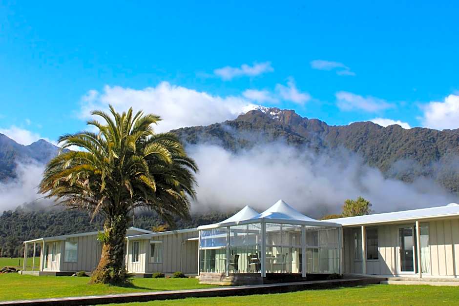 Franz Josef Oasis