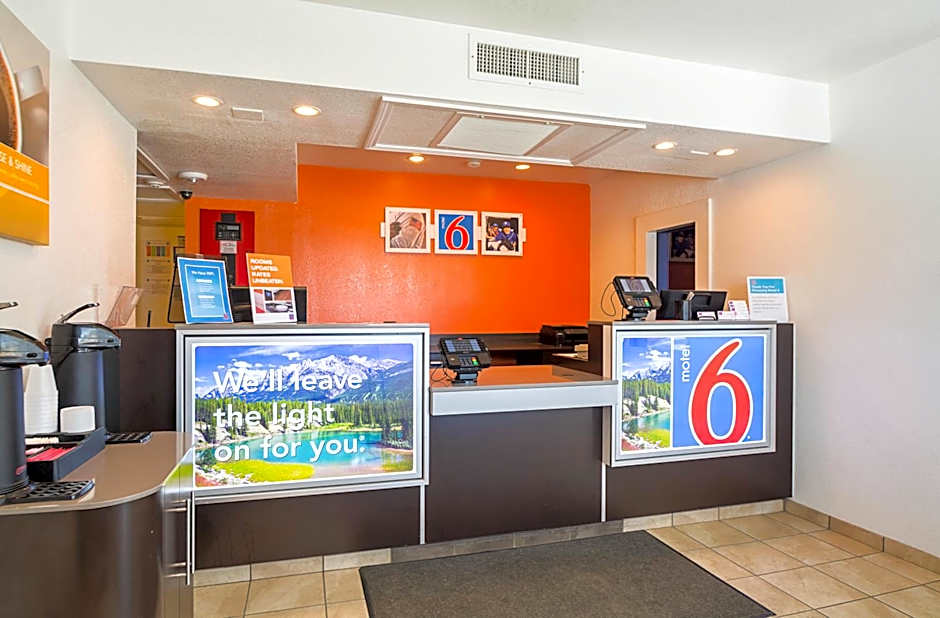 Motel 6-Pueblo, CO - I-25