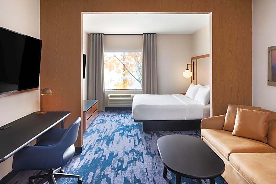 Fairfield by Marriott Inn & Suites West Kelowna