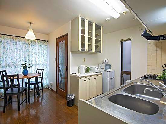 Miyu Tsuruno - 3-minute walk to the Shinshinjuku Station/max 8ppl