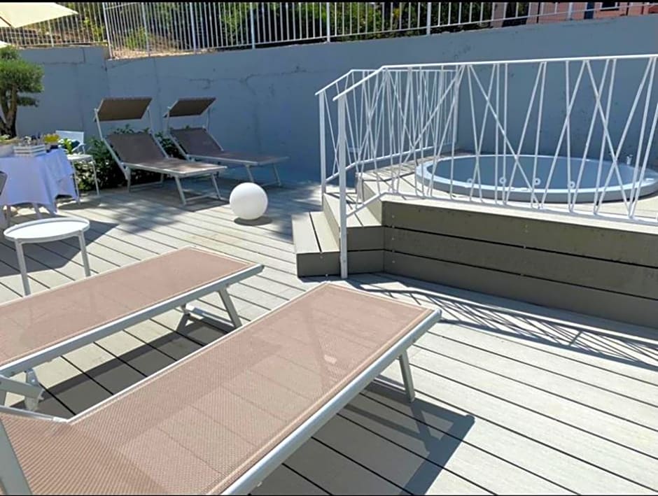 4Essences Boutique Rooms