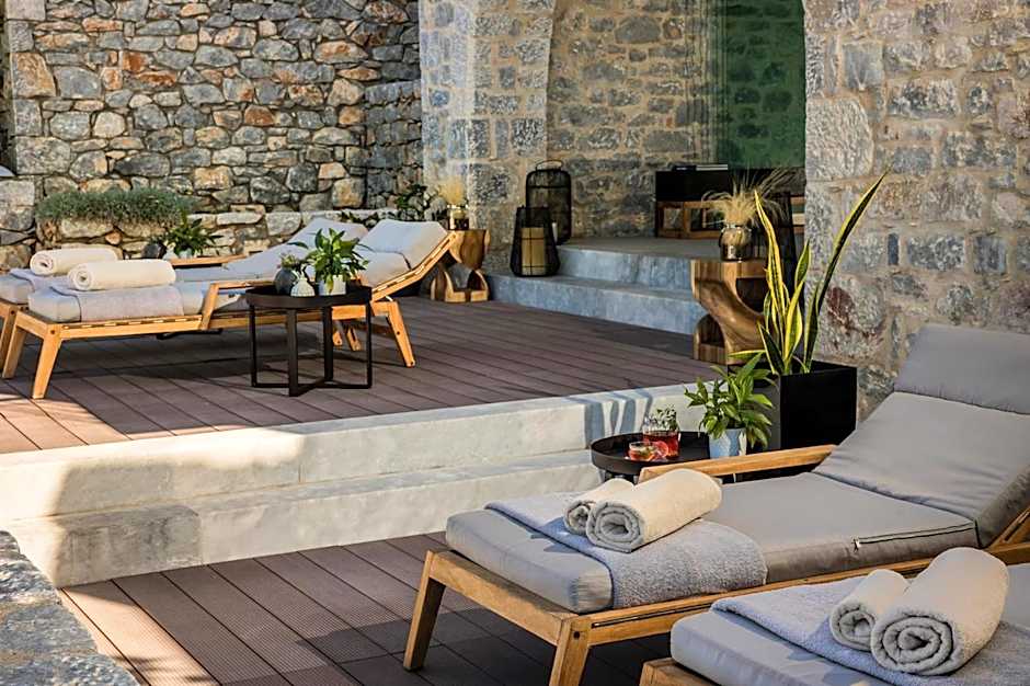 Ariá Estate Suites & Spa