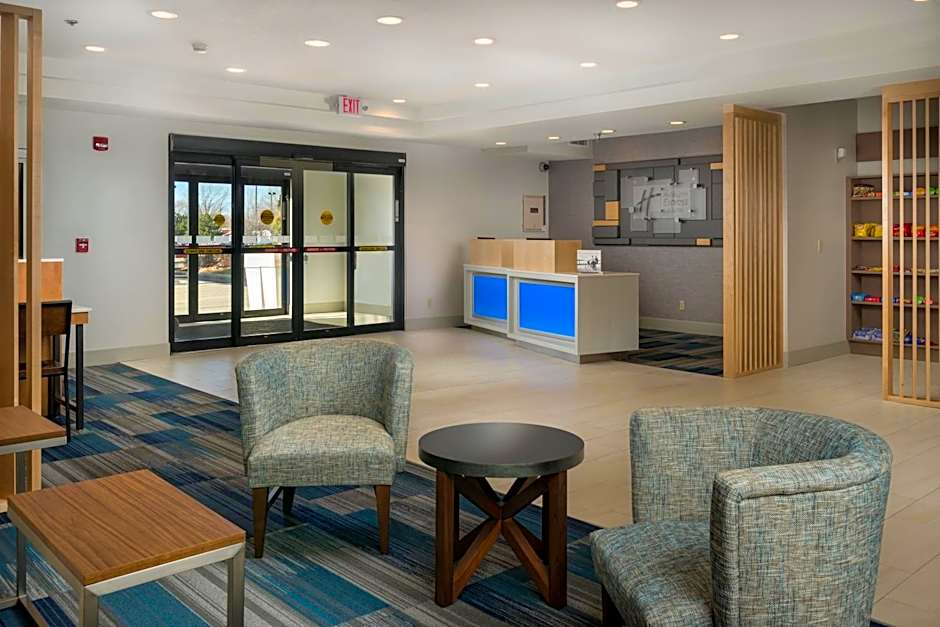 Holiday Inn Express Lawrence By IHG