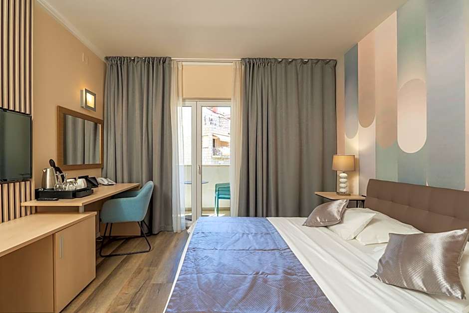 Berkeley Hotel & Day Spa