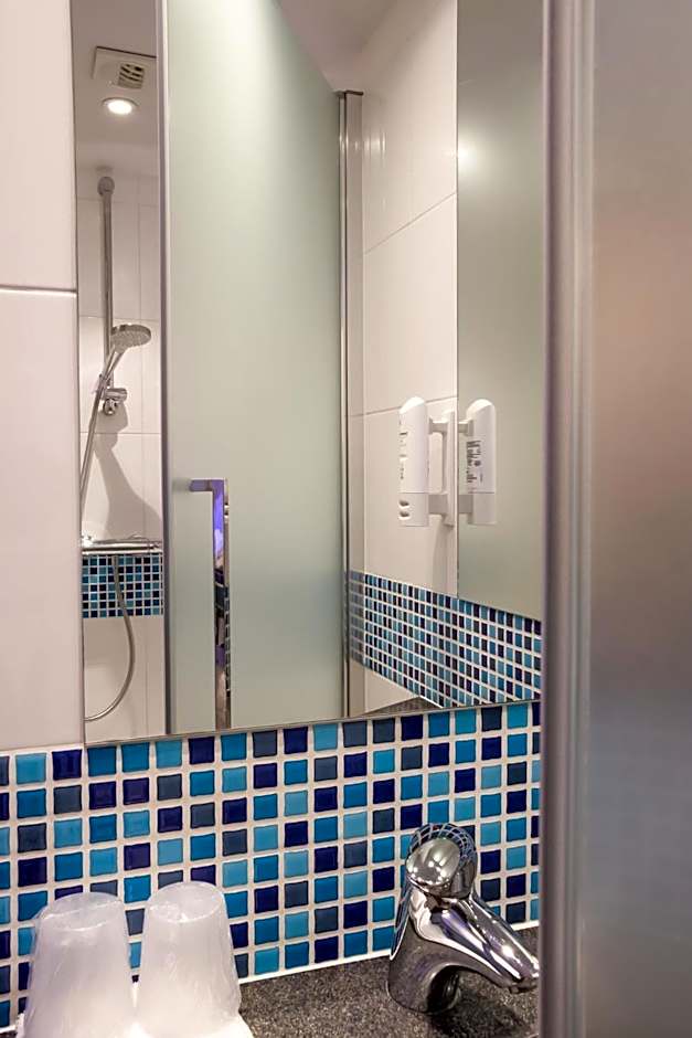 Holiday Inn Express Toulouse Airport By IHG