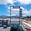 Inland Inn & Suites