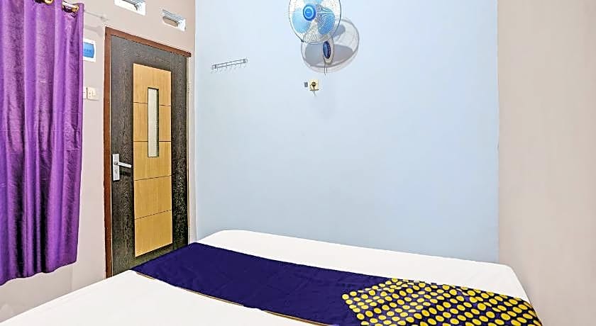 Hotel O Sobat Ijen HomestayNearSungai Prengsengan