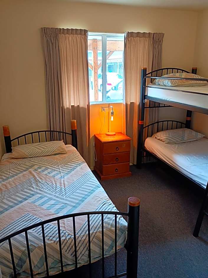 Howard's Mountain Lodge