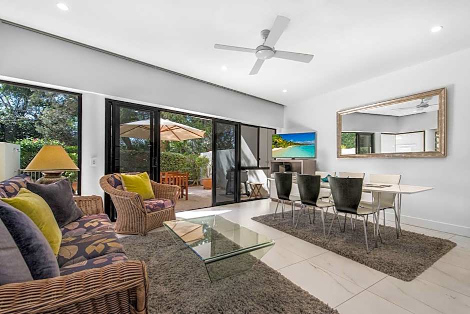 Mirra Chana Beachfront Apartments Mooloolaba