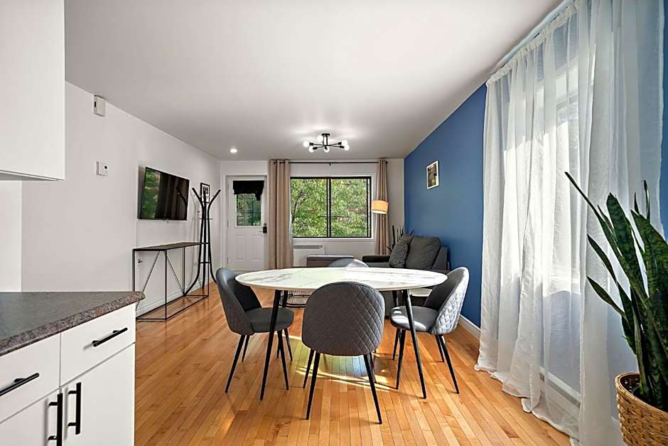 Maison Des Jardins B & B