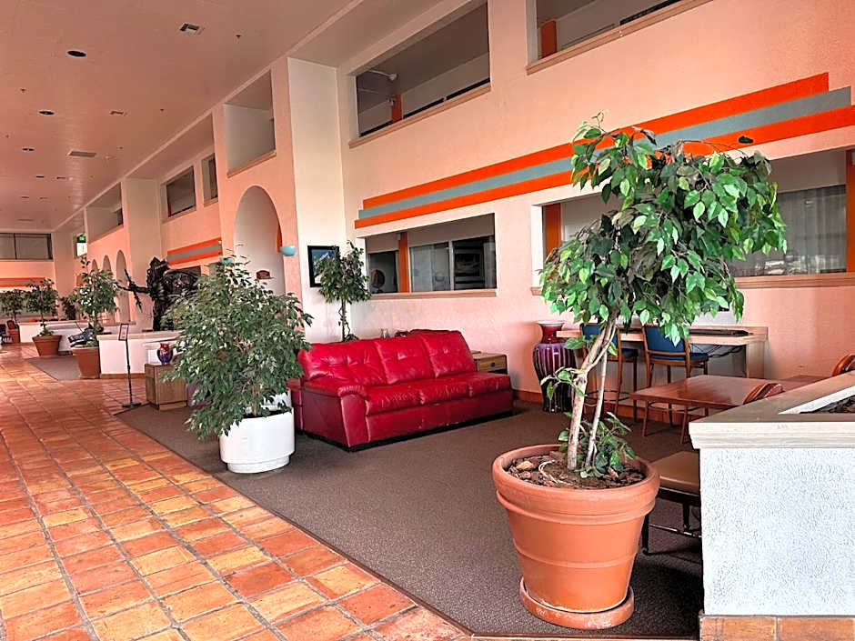 Howard Johnson by Wyndham Gallup