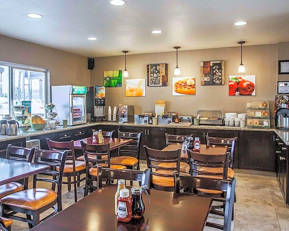Quality Inn & Suites Anaheim At The Park