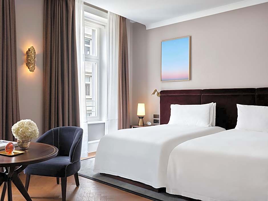 Rosewood Vienna