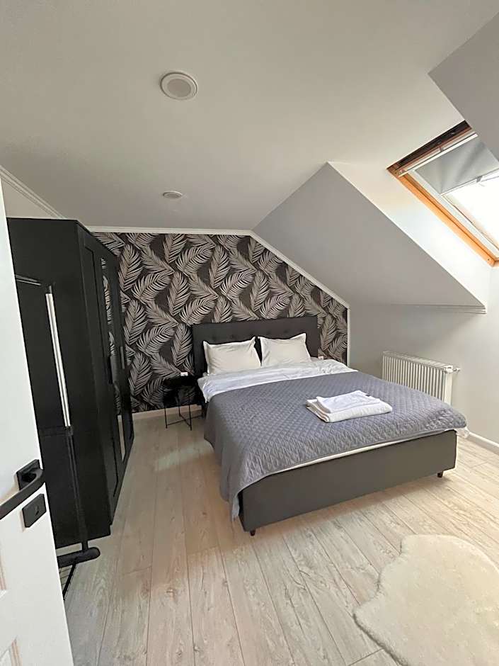 Lira Holiday Apartments