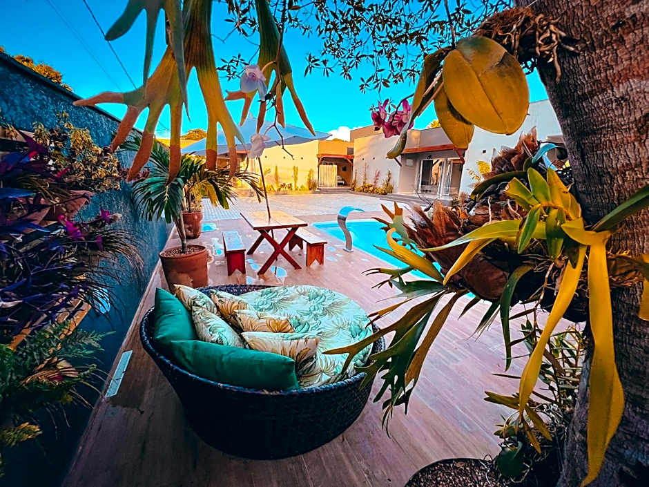 Vila Privativa com Studios Independentes - Privacidade para seu Grupo!