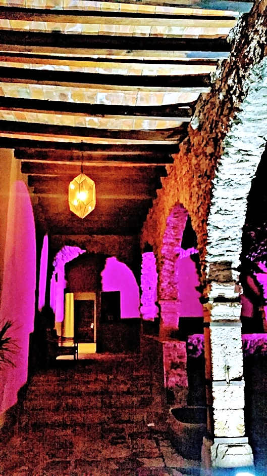 Collection O Hacienda El Salitre