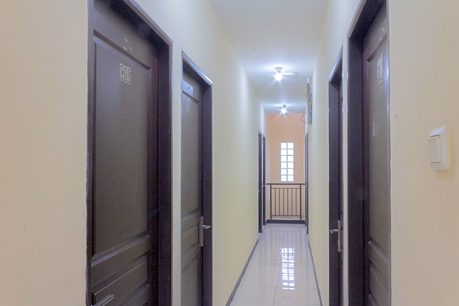 OYO 137 Permata Tawakal