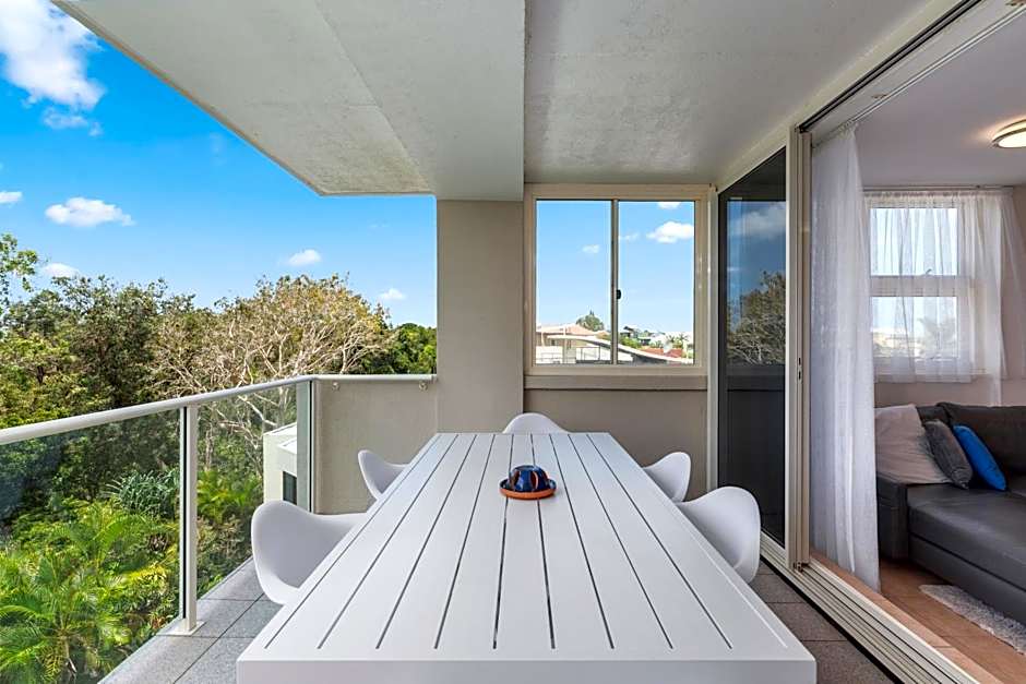 84 The Spit Holiday Apartments