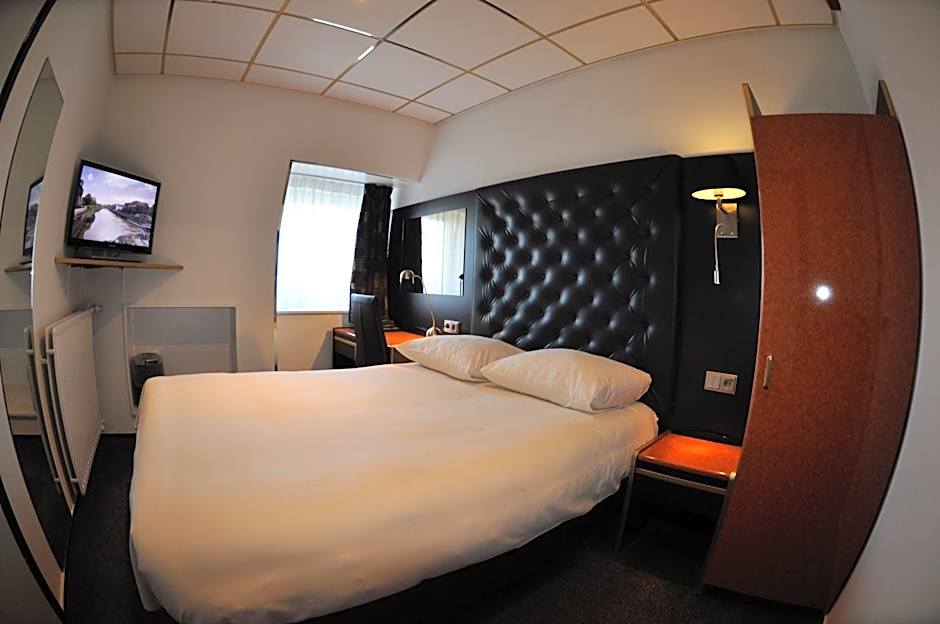 Budget Hotel Le Beau Rivage