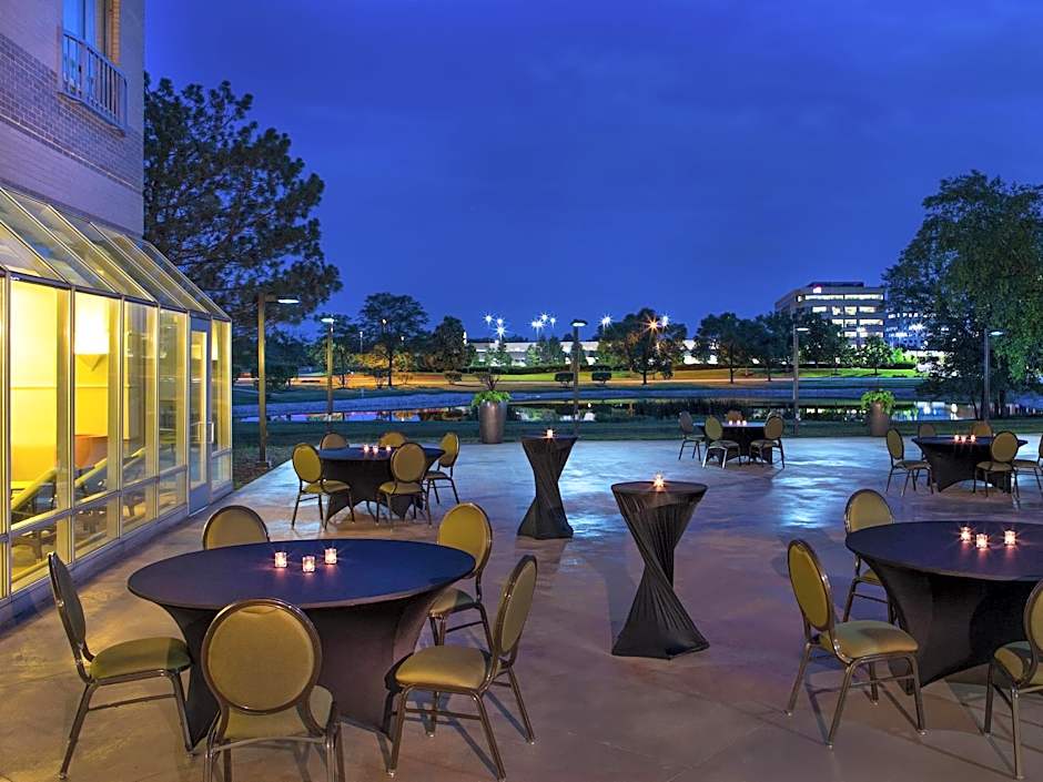 Sheraton Suites Chicago Elk Grove