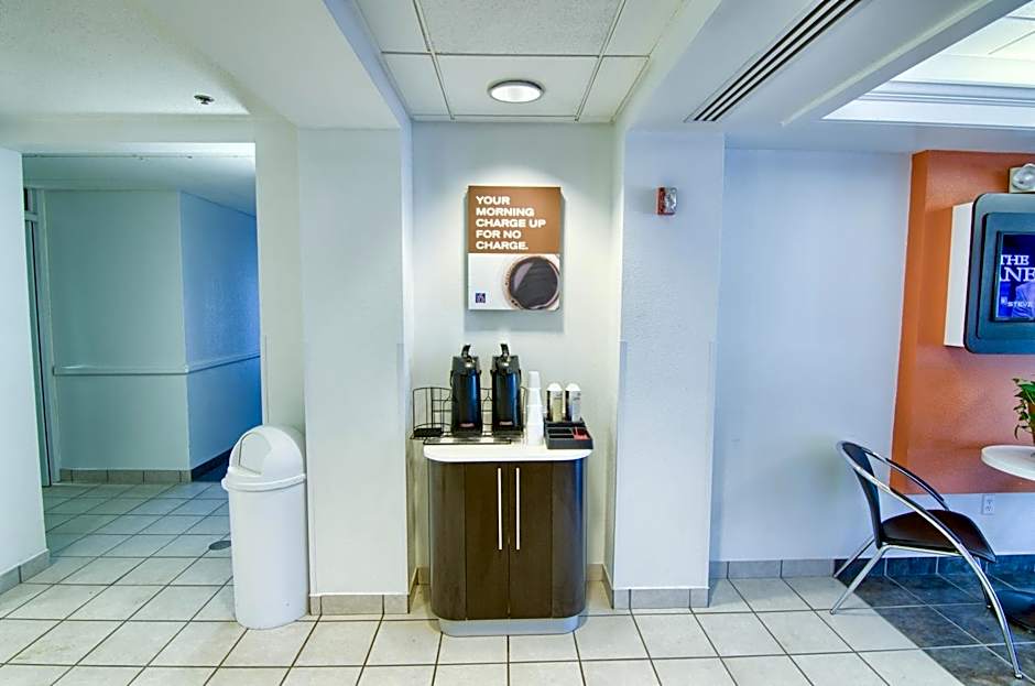 Motel 6-Portsmouth, NH