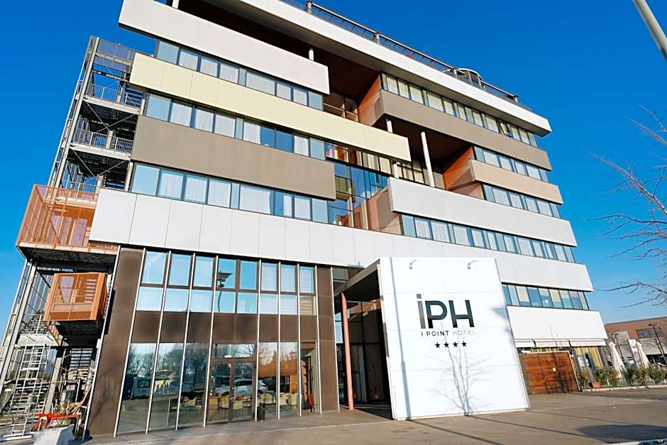 Ipointhotel