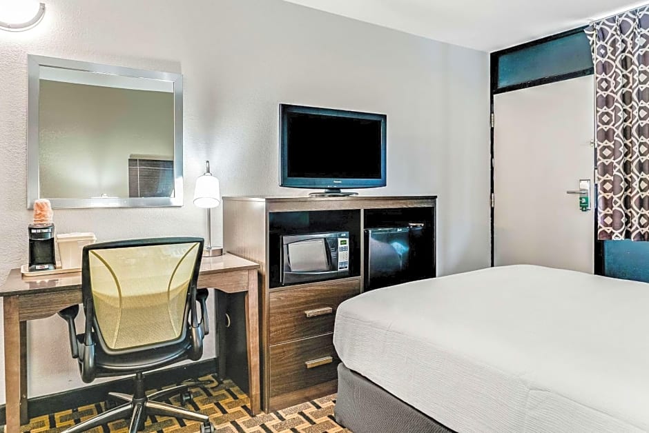 Quality Inn Detroit Downtown