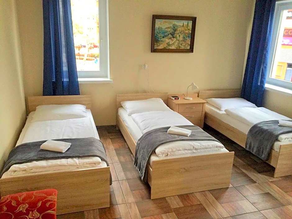 Photo 1 of 2 of Triple Room