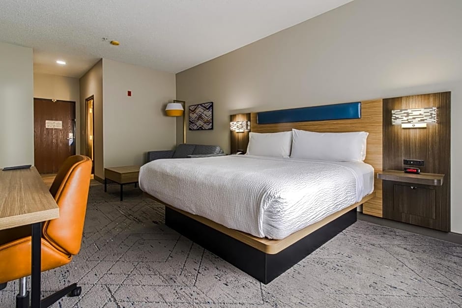 Holiday Inn Express Hartford Newington By IHG