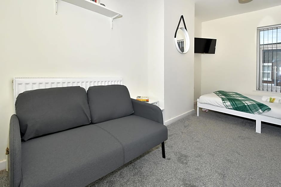 Townhouse @ Hall O Shaw Street Crewe