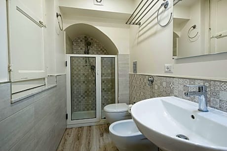 Single Room with Private Bathroom
