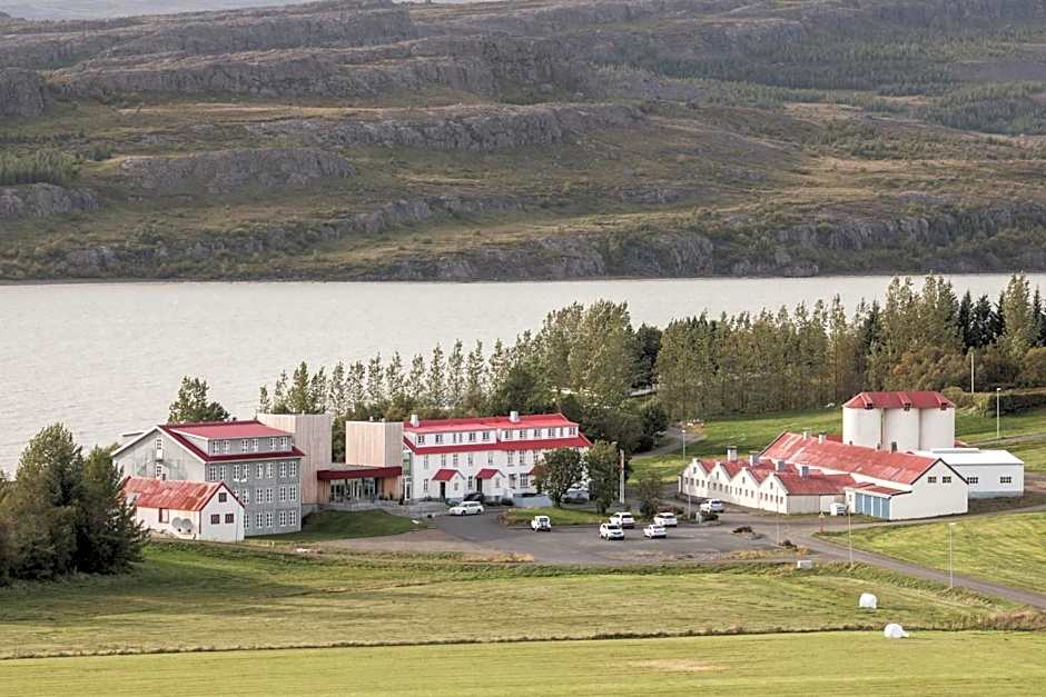 Gistihúsið - Lake Hotel Egilsstadir