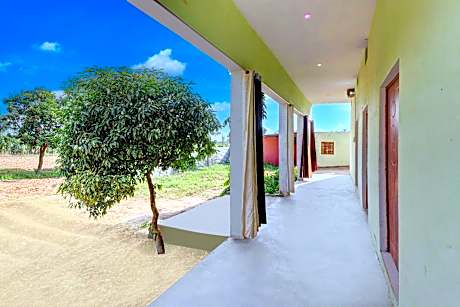 Hotel O 82972 Luxury Guest House