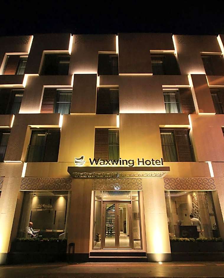Waxwing Hotel