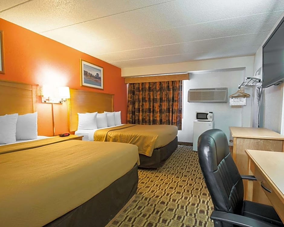 Econo Lodge Downtown North